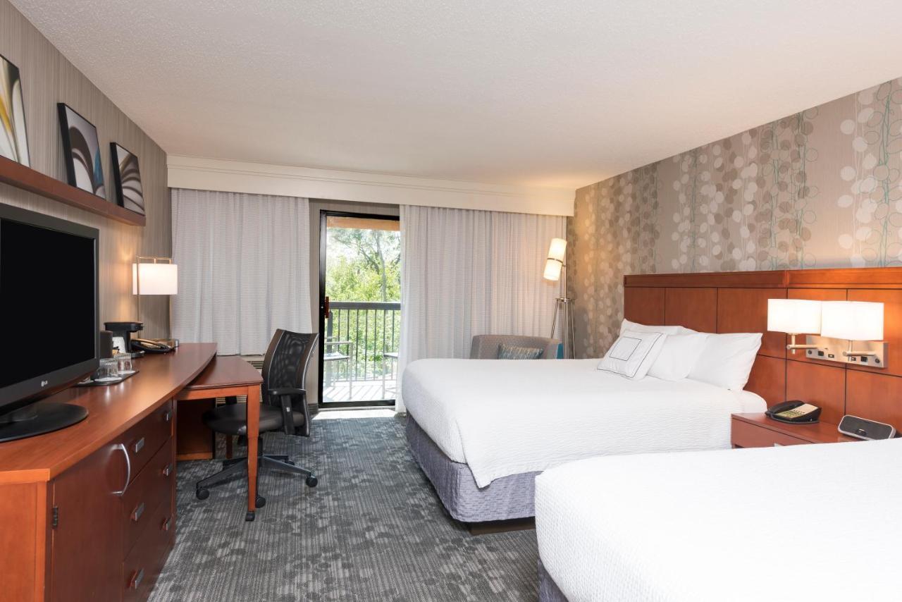 Courtyard By Marriott Traverse City Eksteriør bilde
